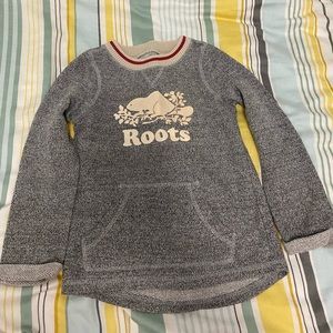 Roots sweatshirt